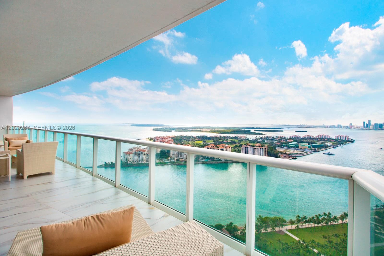 100 S Pointe Dr # 3701, Miami Beach FL 33139 — 4
