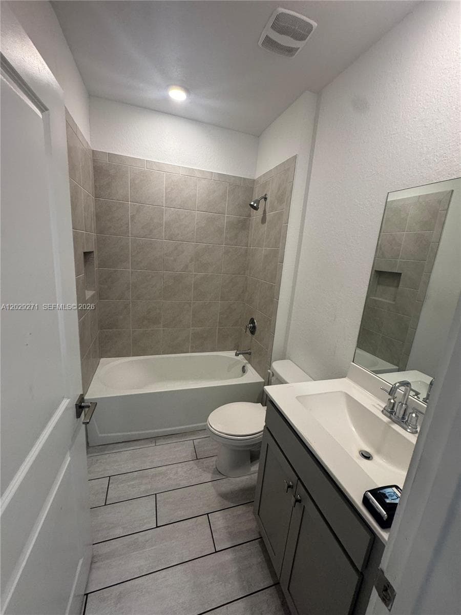 1048 SE 23rd Ter, Homestead FL 33035 — 10