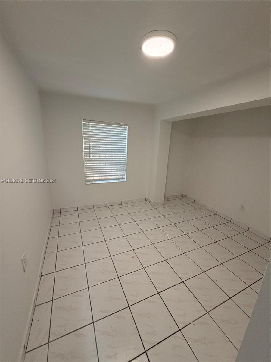 2420 NW 31st St # 3, Miami FL 33142 — 10