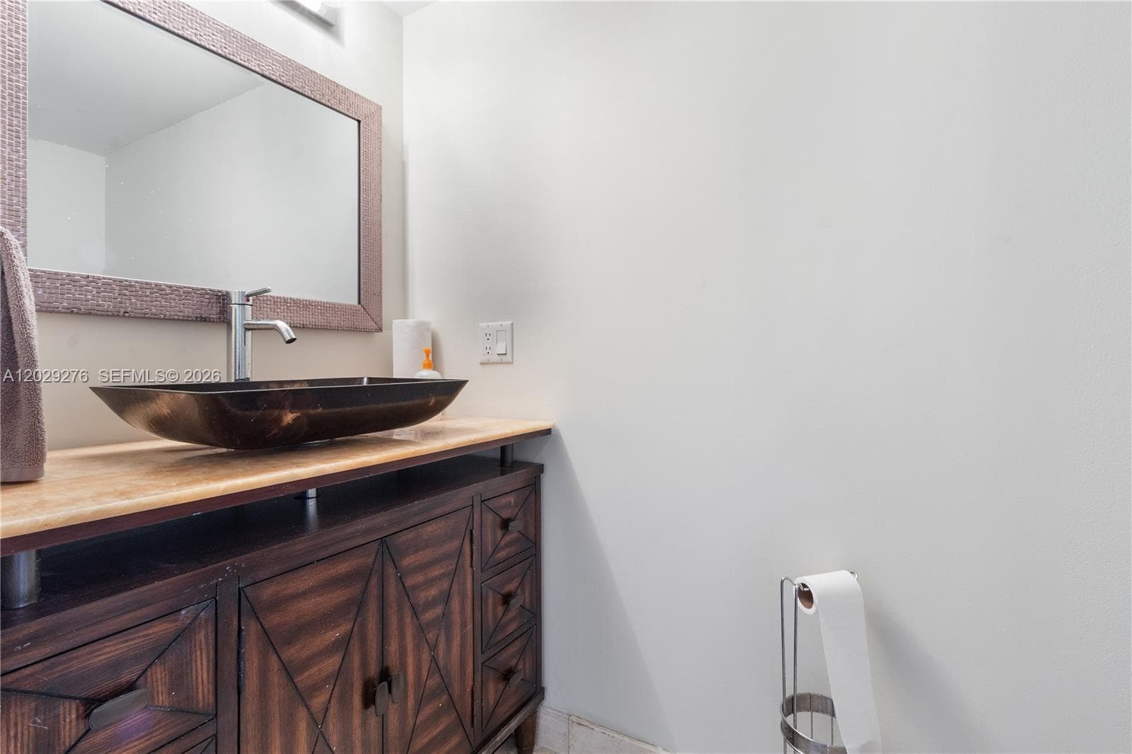 1717 N Bayshore Dr # 2837, Miami FL 33132 — 22