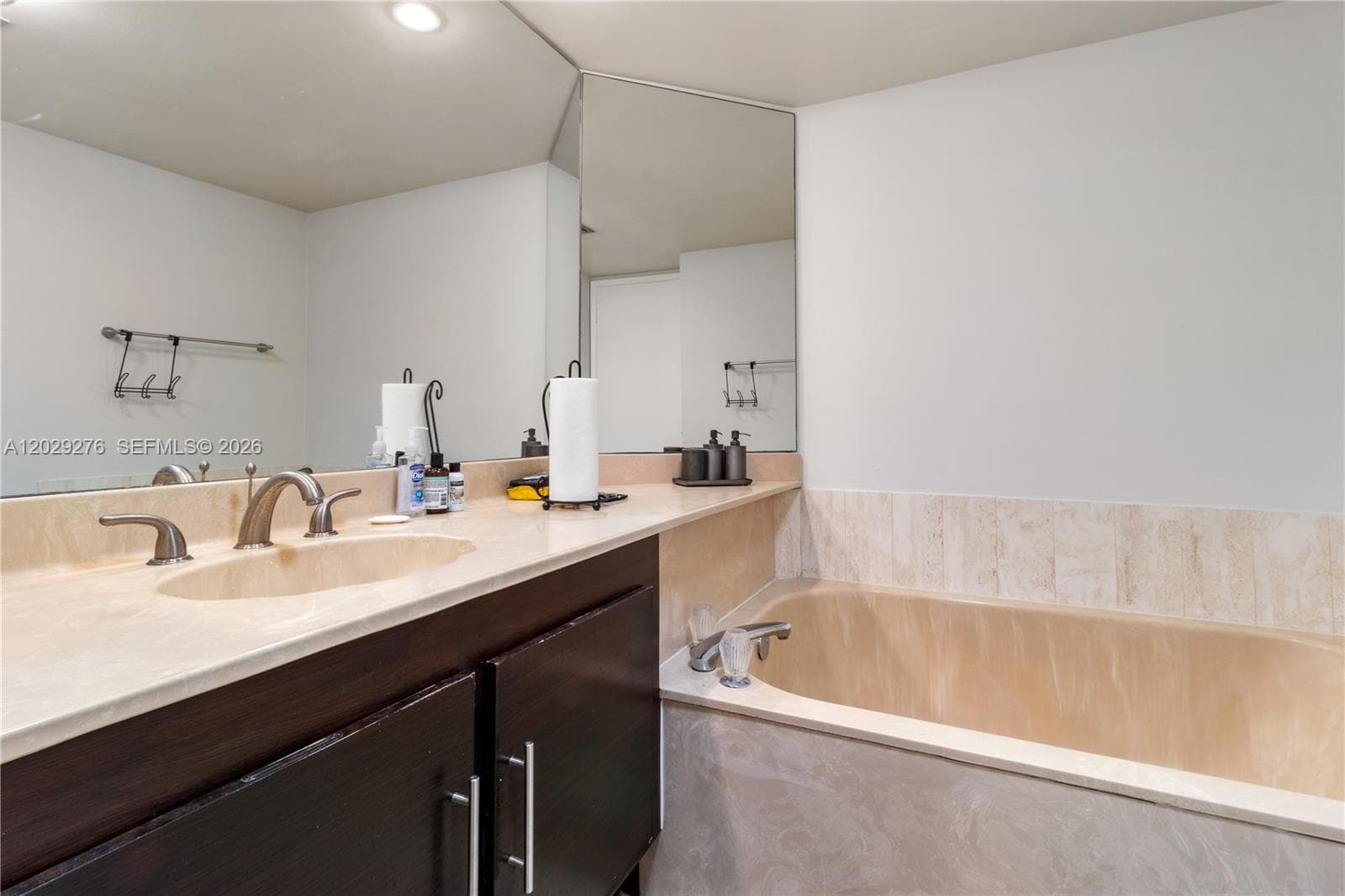1717 N Bayshore Dr # 2837, Miami FL 33132 — 21