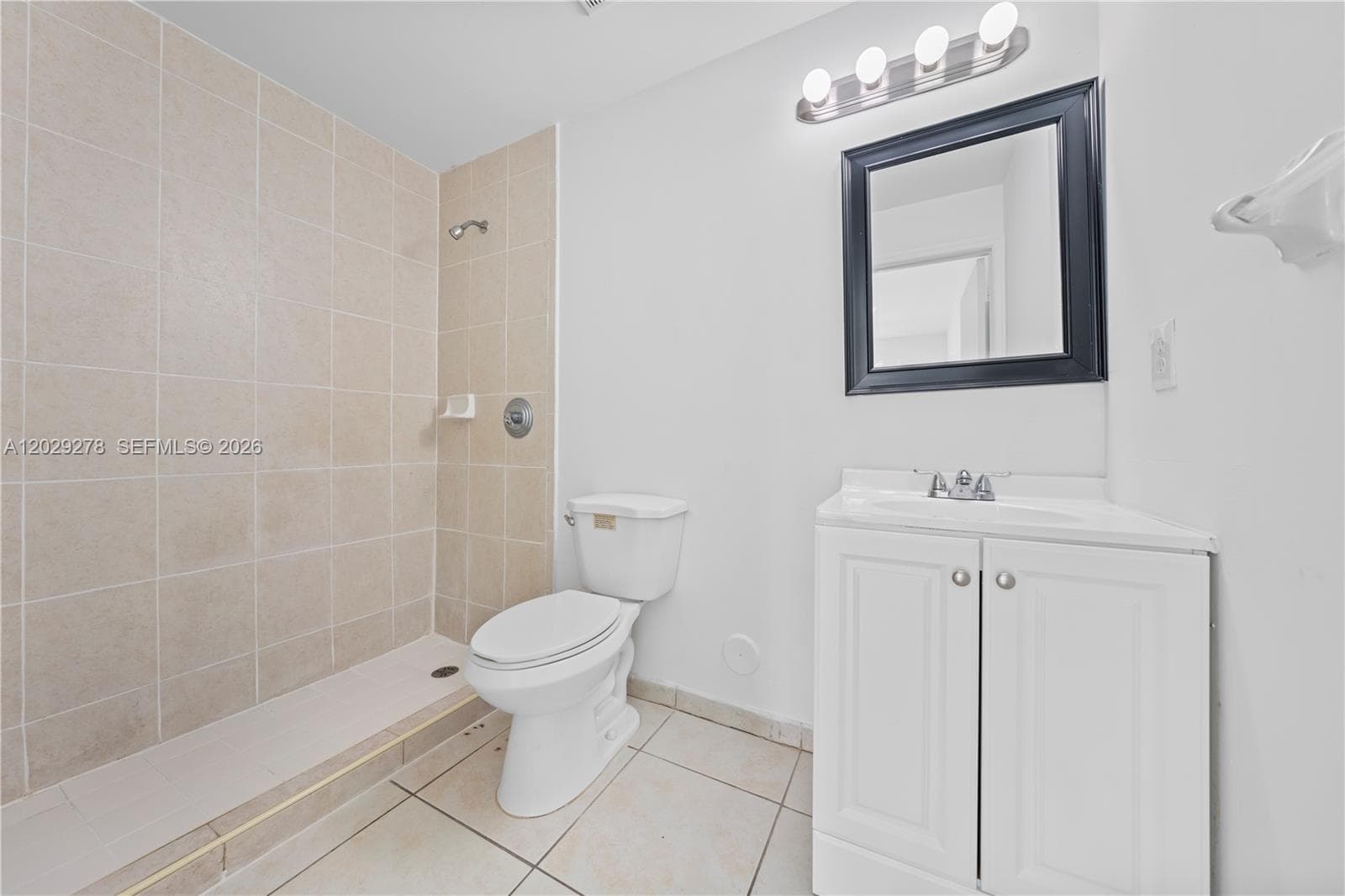 7280 NW 114th Ave # 8, Doral FL 33178 — 13