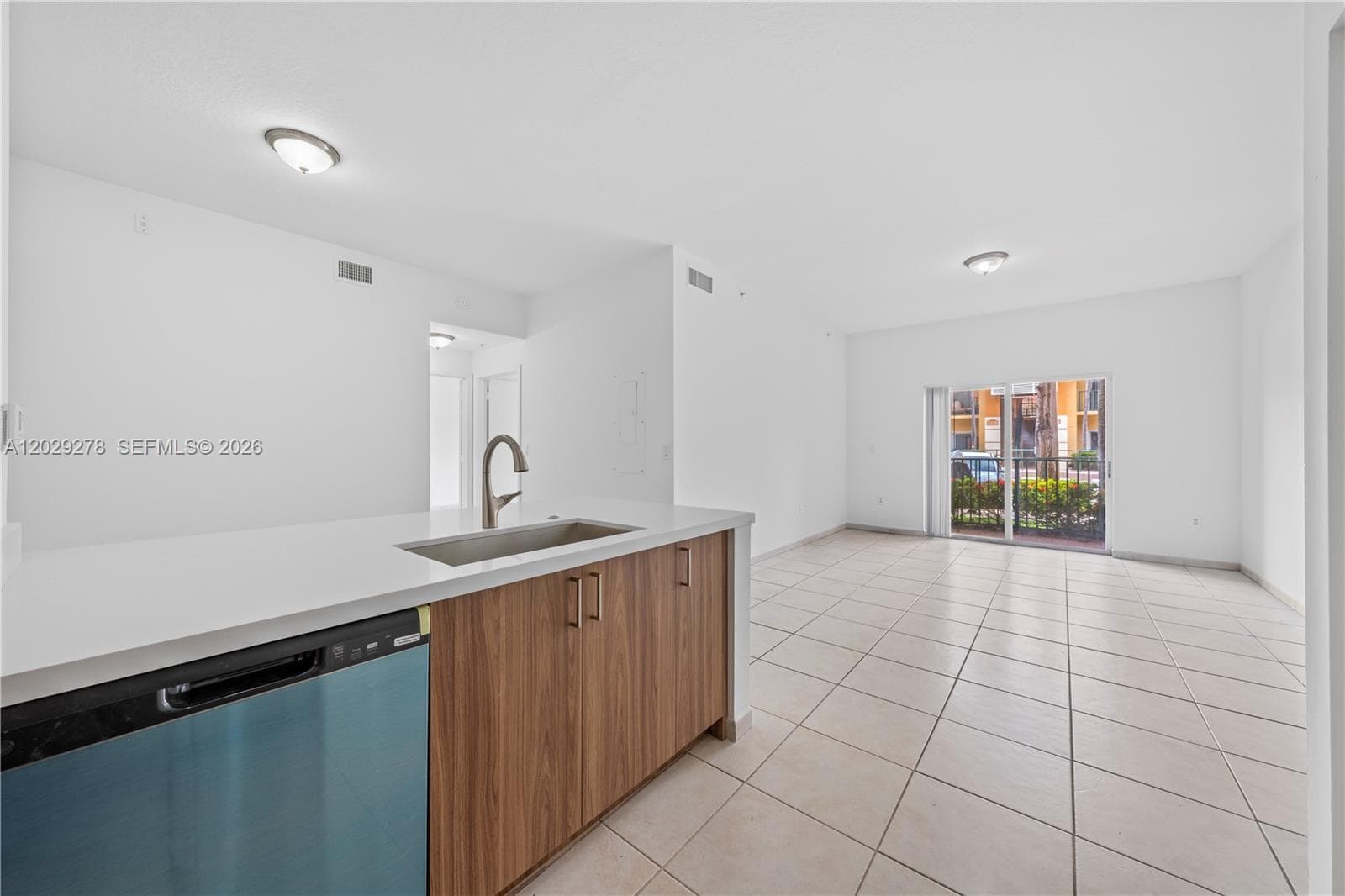 7280 NW 114th Ave # 8, Doral FL 33178 — 3