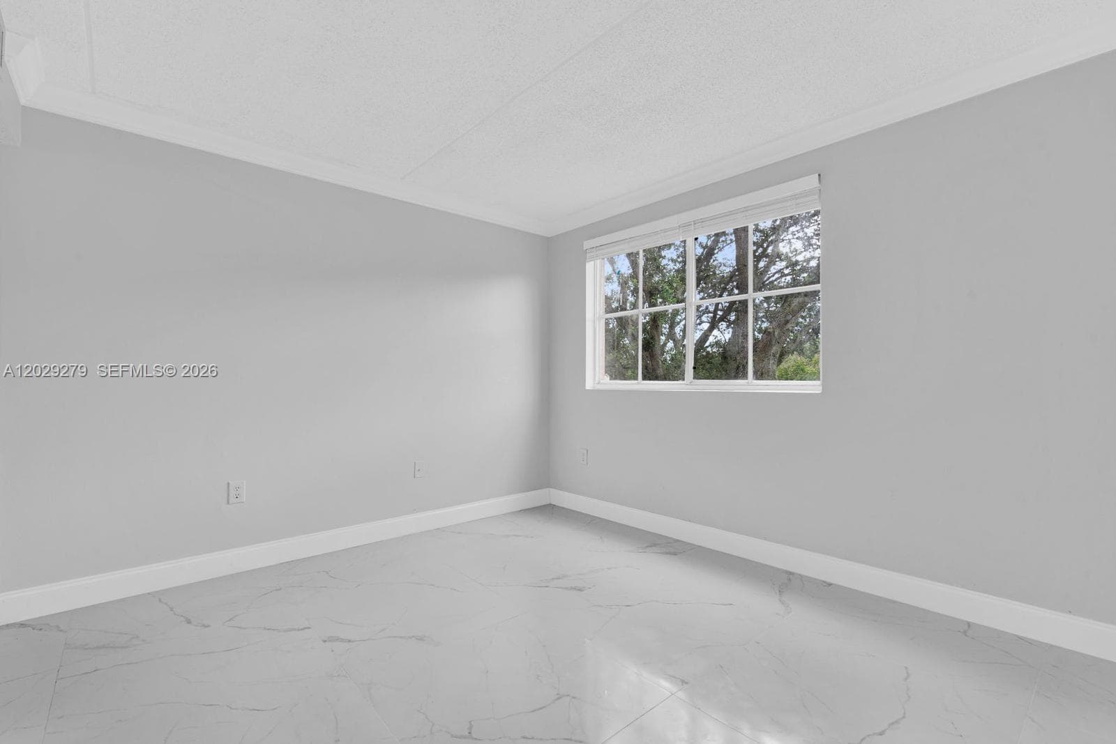 6135 NW 186th St # 202, Hialeah FL 33015 — 16