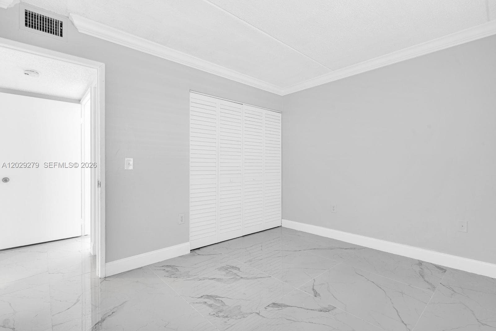 6135 NW 186th St # 202, Hialeah FL 33015 — 14