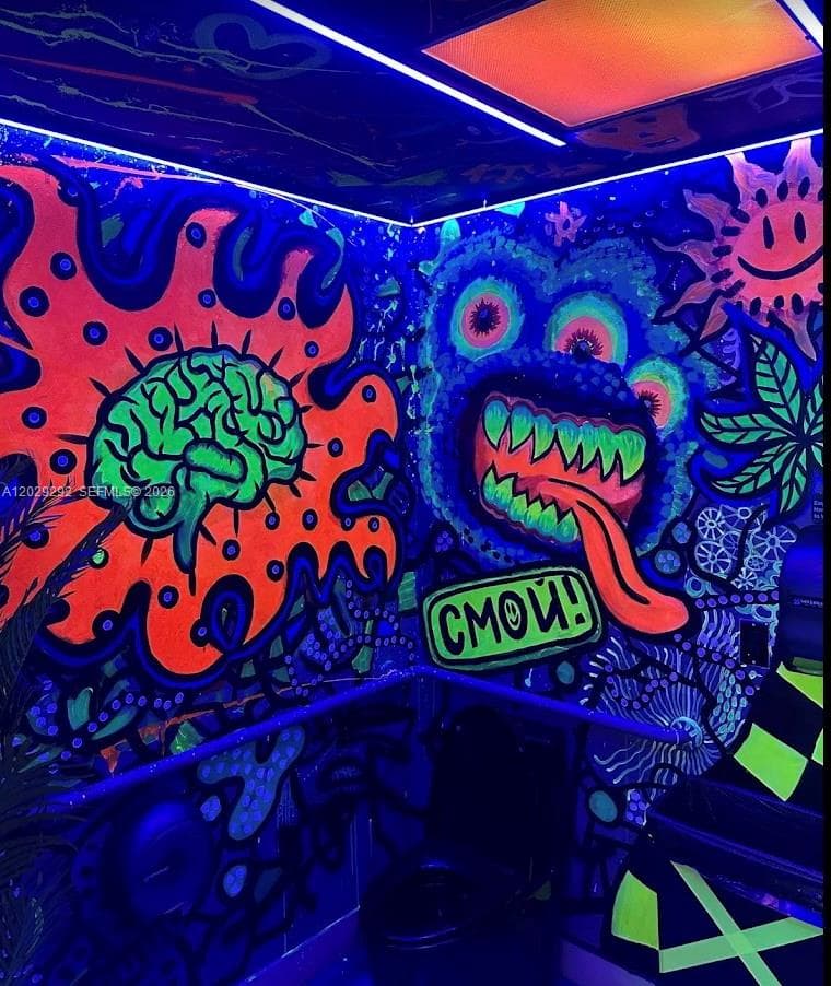 Miami Beach, FL — 3