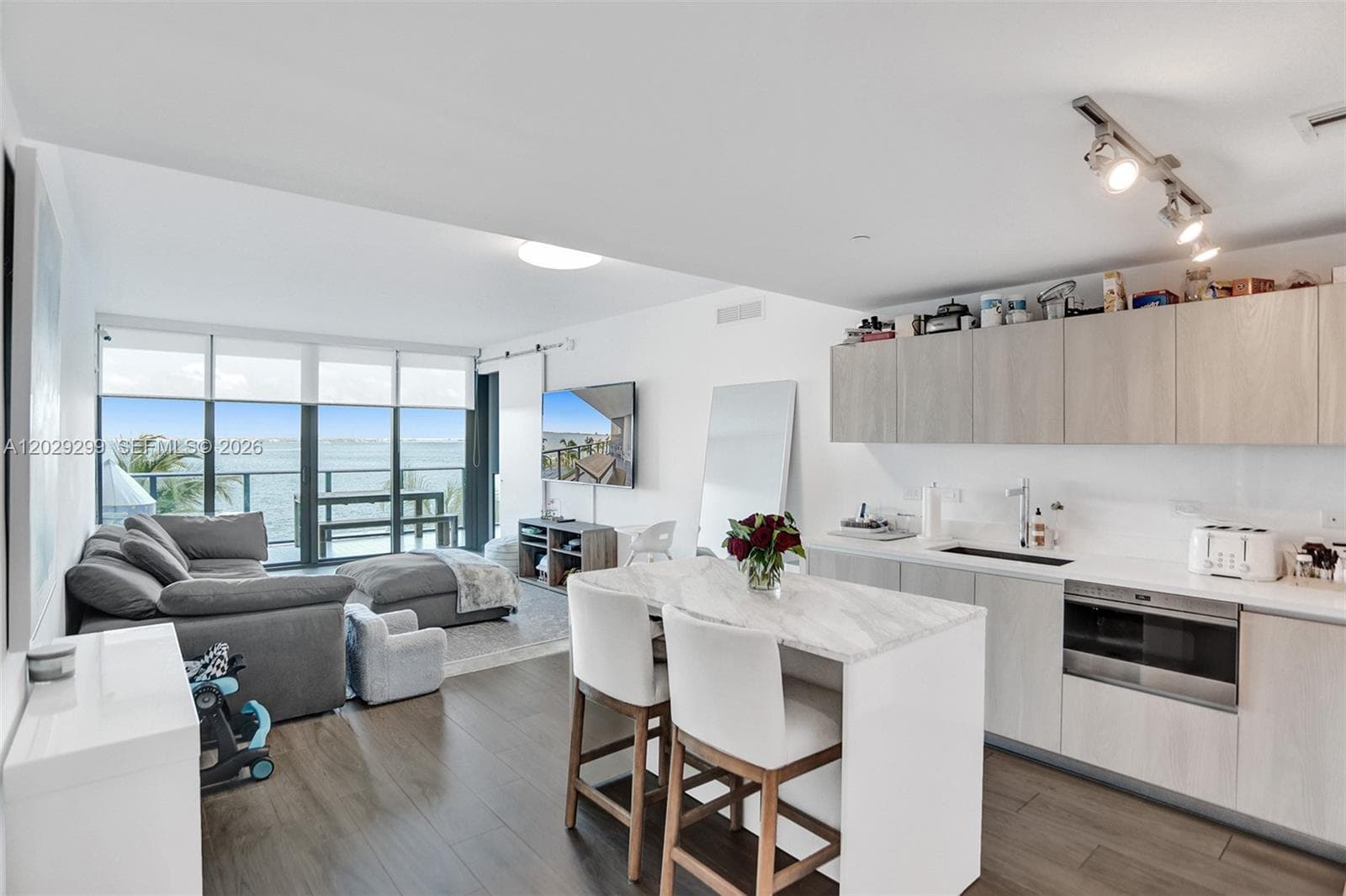 3131 NE 7th Ave # 304, Miami FL 33137 — 5