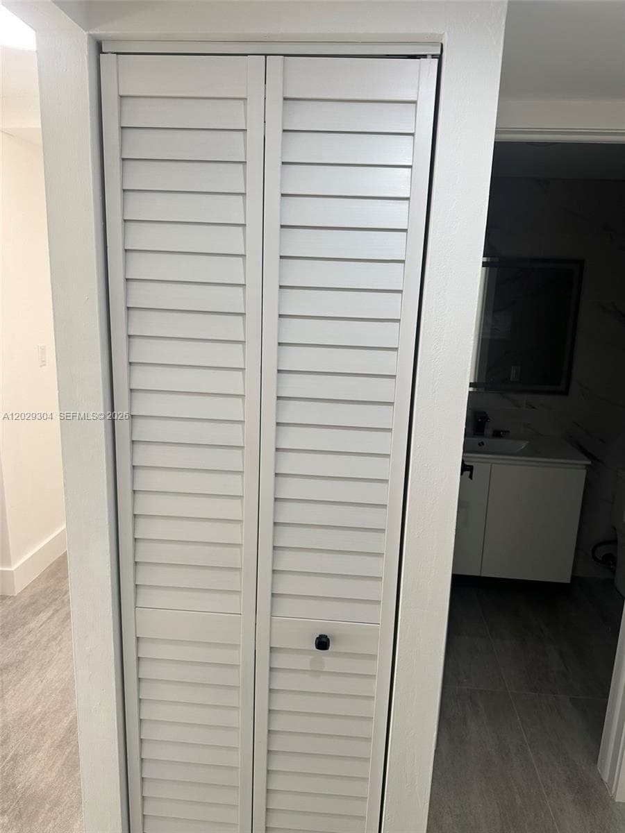 5280 NW 7th St # 306, Miami FL 33126 — 17