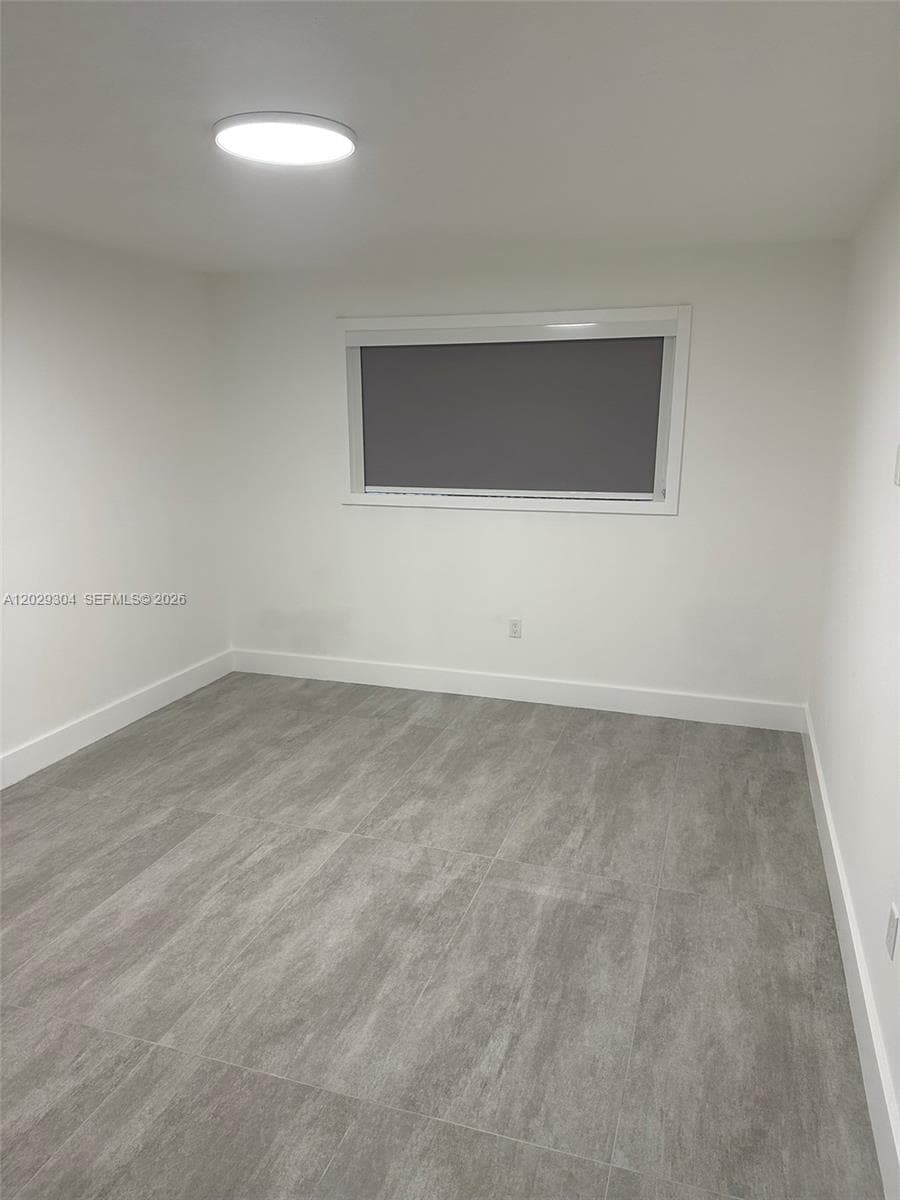 5280 NW 7th St # 306, Miami FL 33126 — 7
