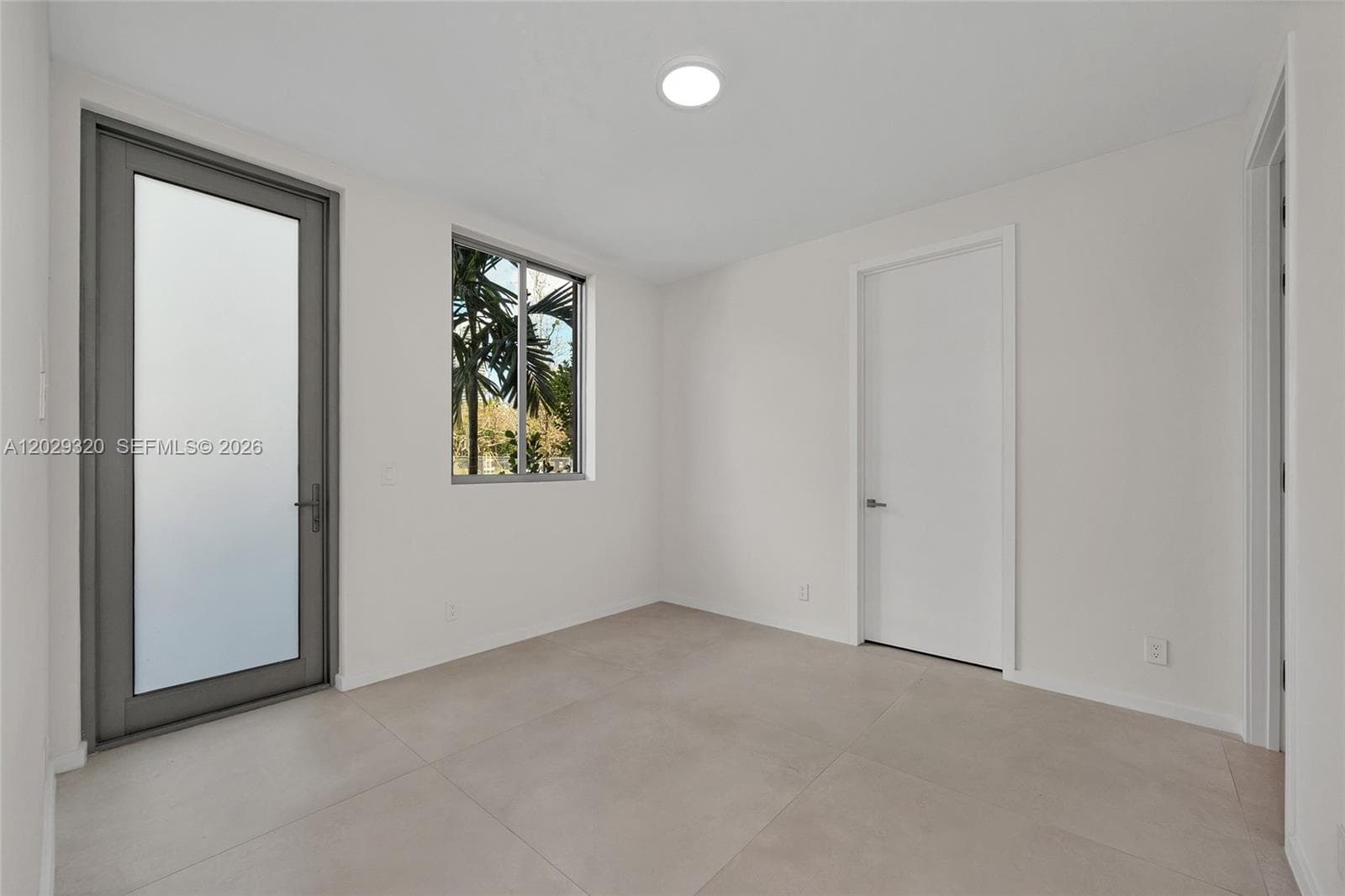 2100 S Miami Ave, Miami FL 33129 — 27