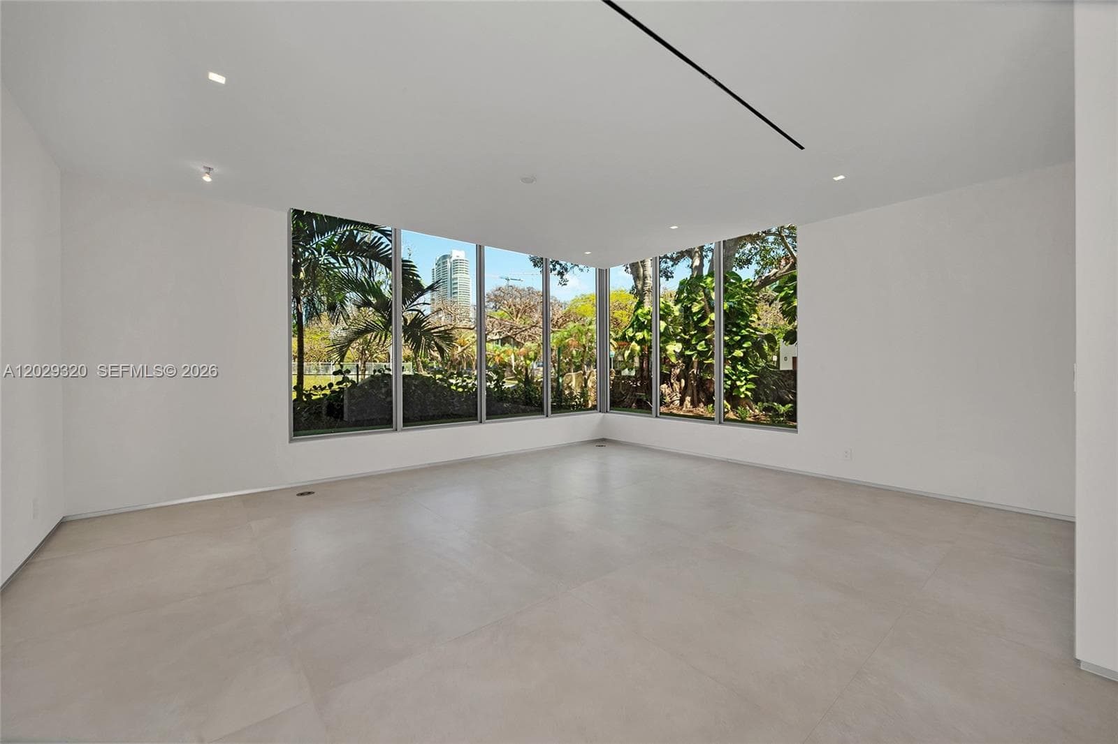 2100 S Miami Ave, Miami FL 33129 — 10
