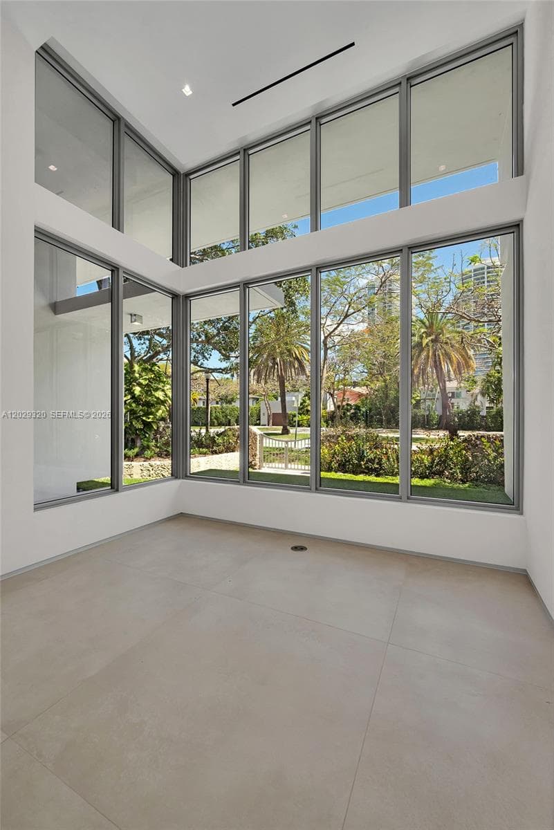 2100 S Miami Ave, Miami FL 33129 — 15