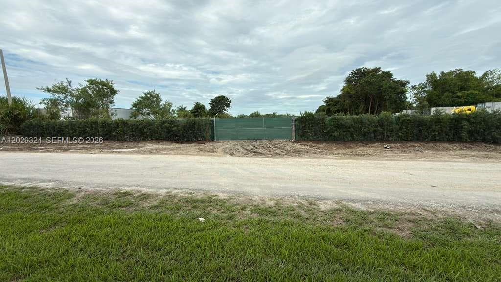 SW 213TH AVE, Miami FL 33187 — 1