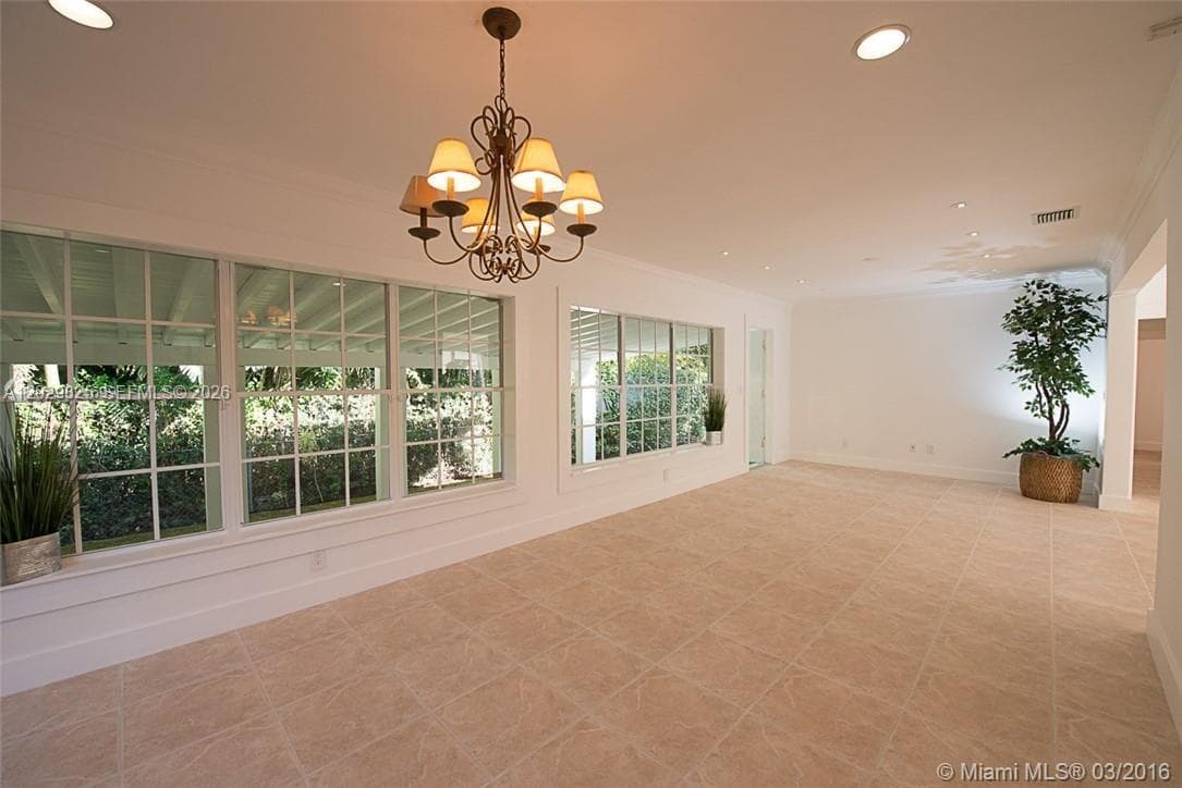 931 Placetas Ave, Coral Gables FL 33146 — 8