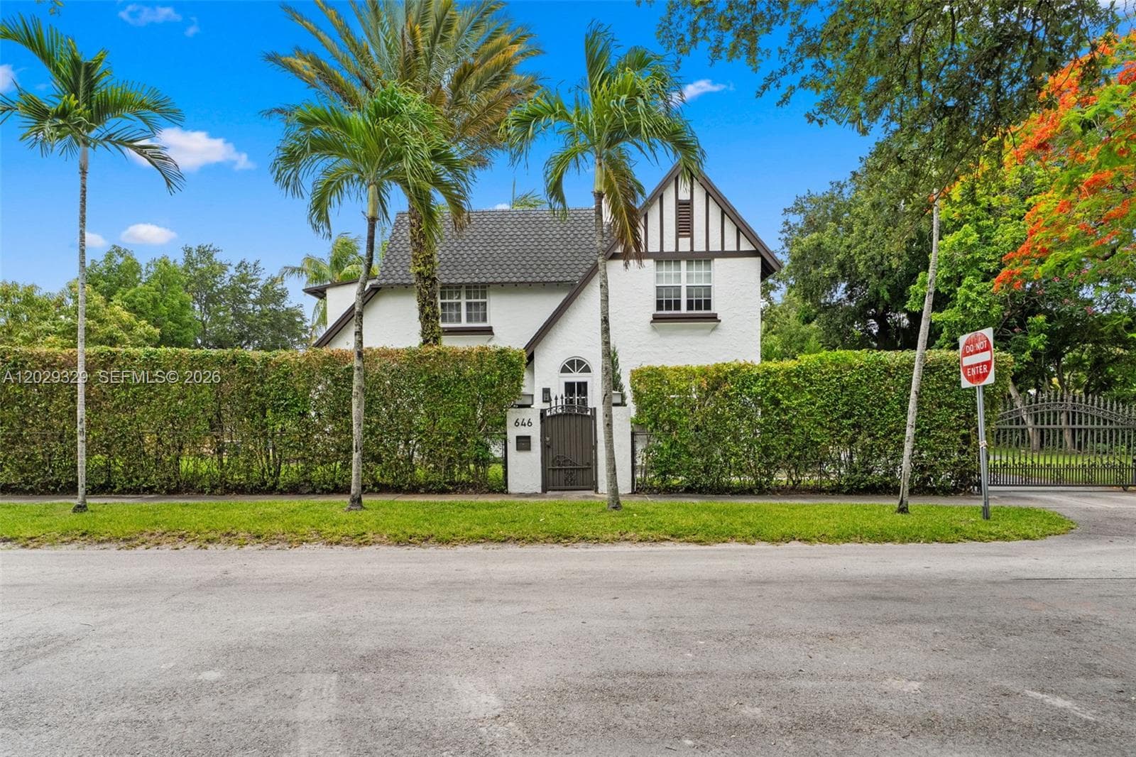646 NE 81st St, Miami FL 33138 — 3
