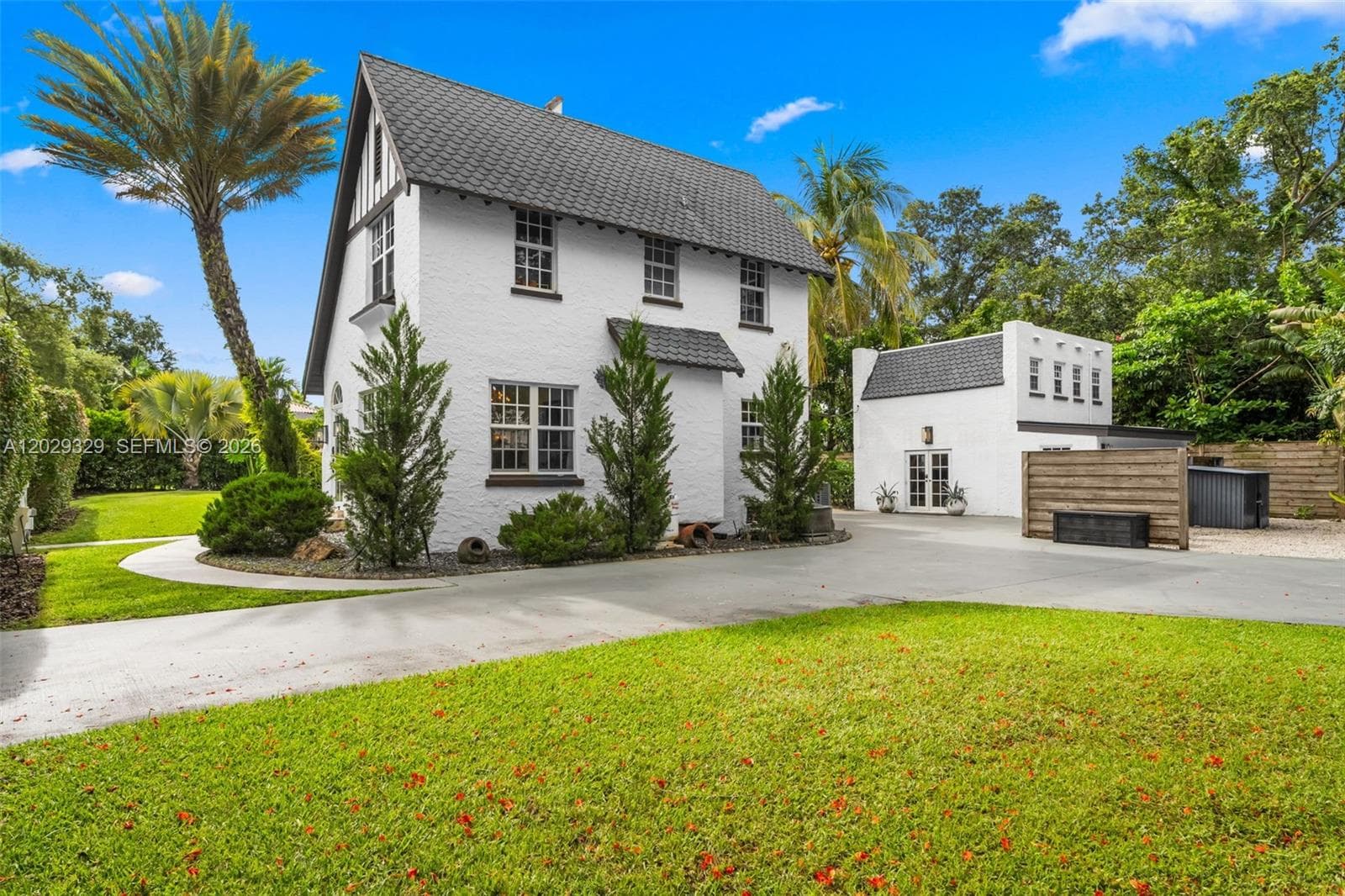 646 NE 81st St, Miami FL 33138 — 61