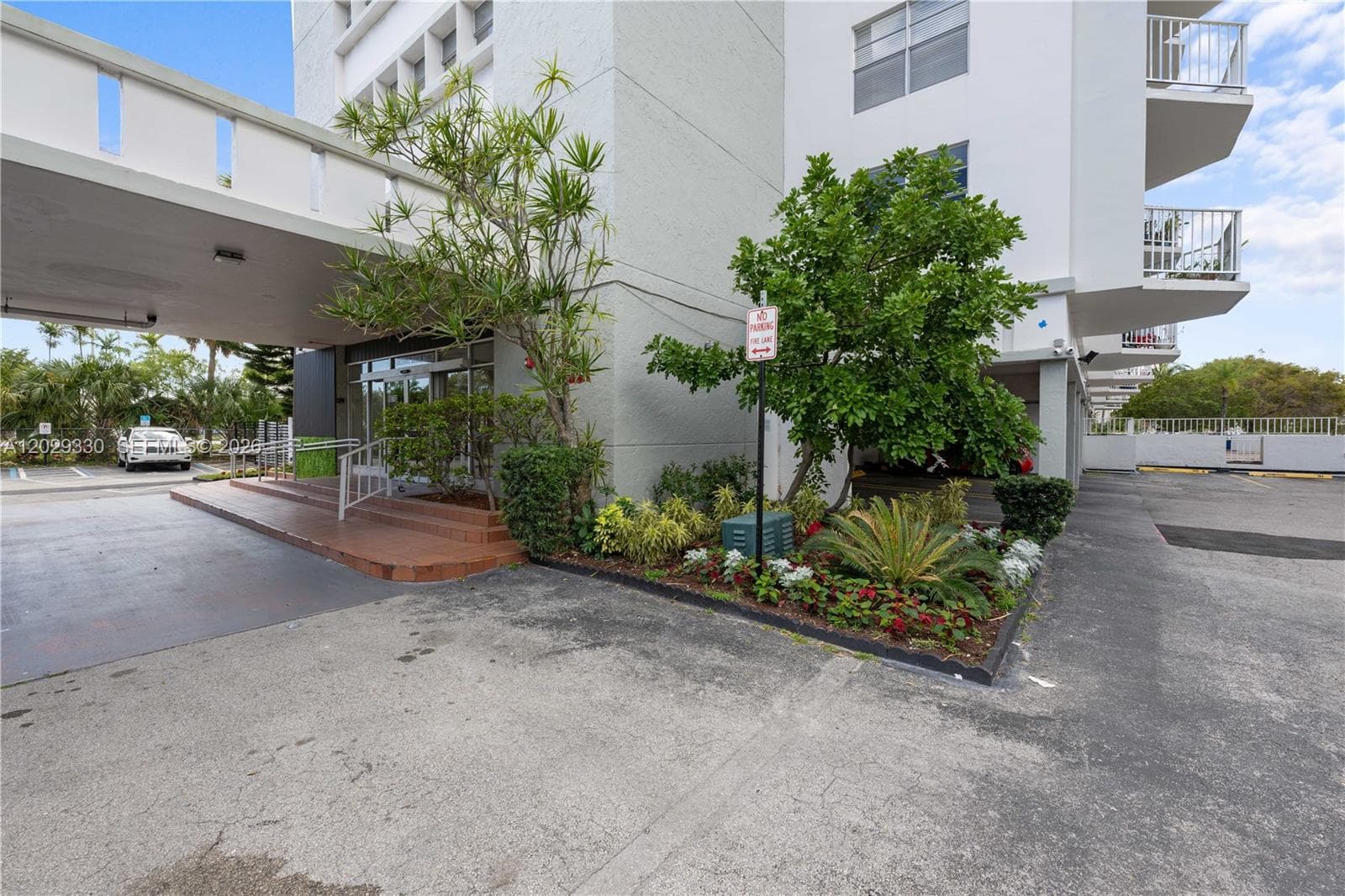 16710 NE 9th Ave # 401, North Miami Beach FL 33162 — 22