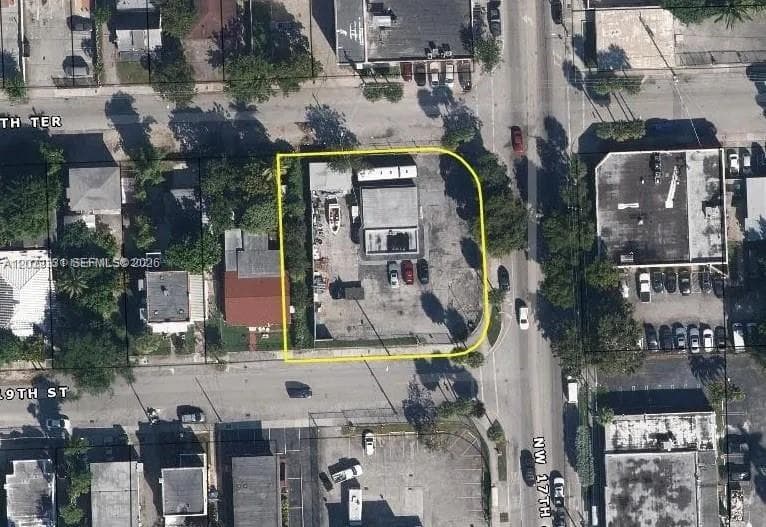 1910 NW 17th Ave, Miami FL 33125 — 1