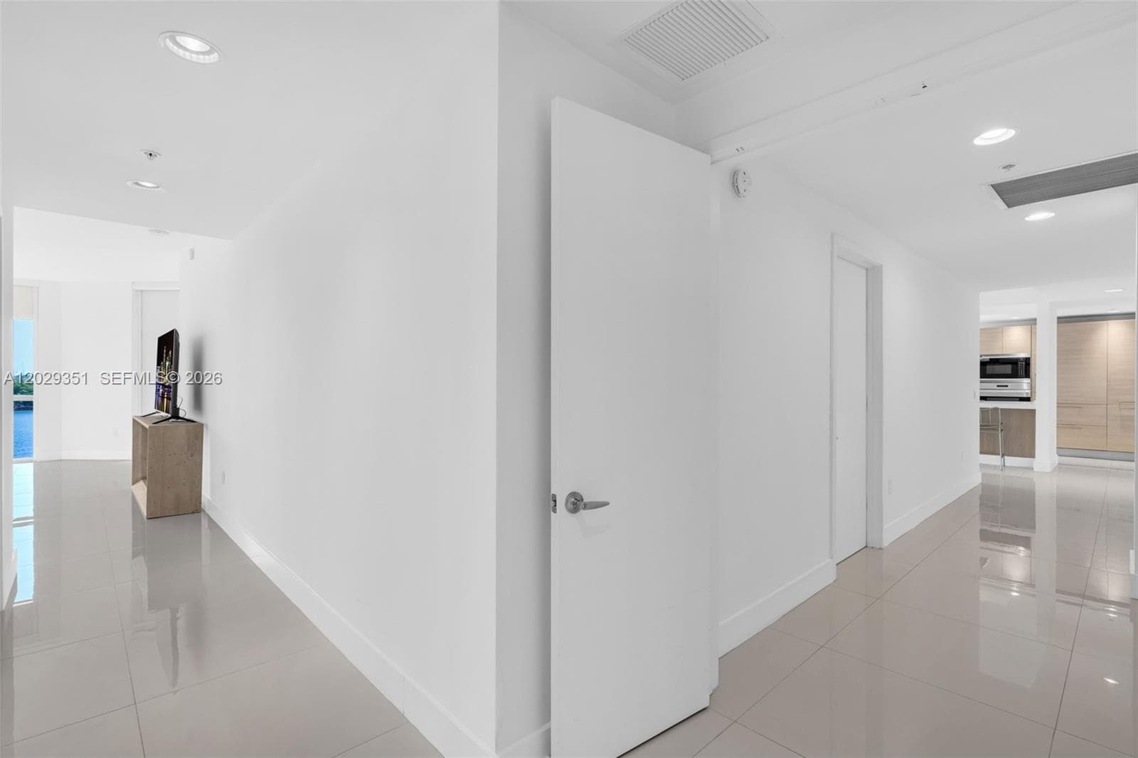 17111 BISCAYNE BL # 506, North Miami Beach FL 33160 — 22