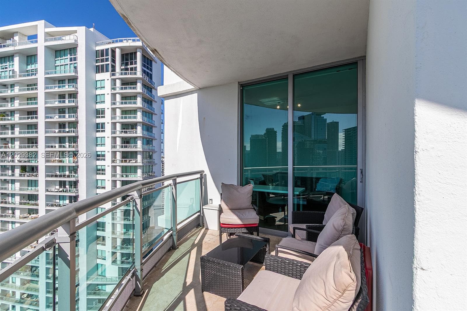 350 S Miami Ave # 3914, Miami FL 33130 — 28