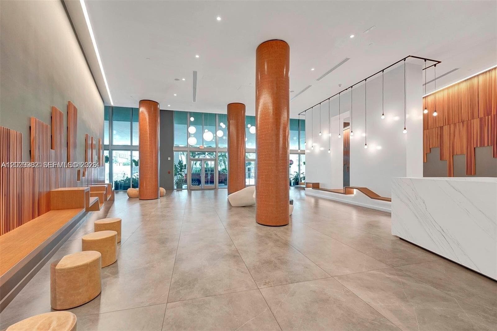 350 S Miami Ave # 3914, Miami FL 33130 — 38