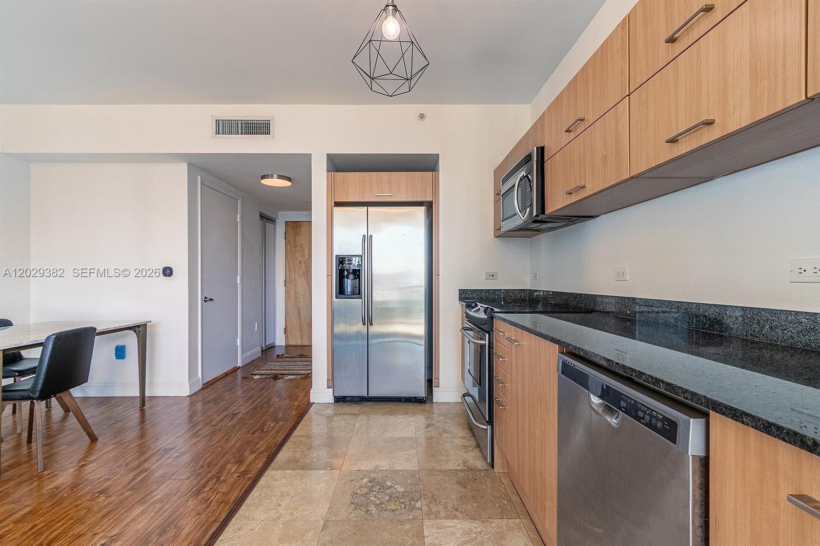 350 S Miami Ave # 3914, Miami FL 33130 — 10