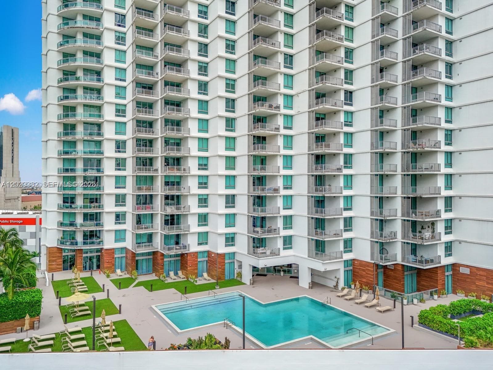 350 S Miami Ave # 3914, Miami FL 33130 — 41