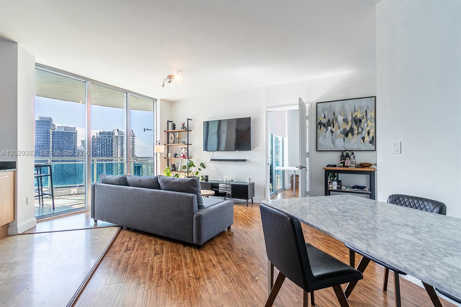 350 S Miami Ave # 3914, Miami FL 33130 — 11