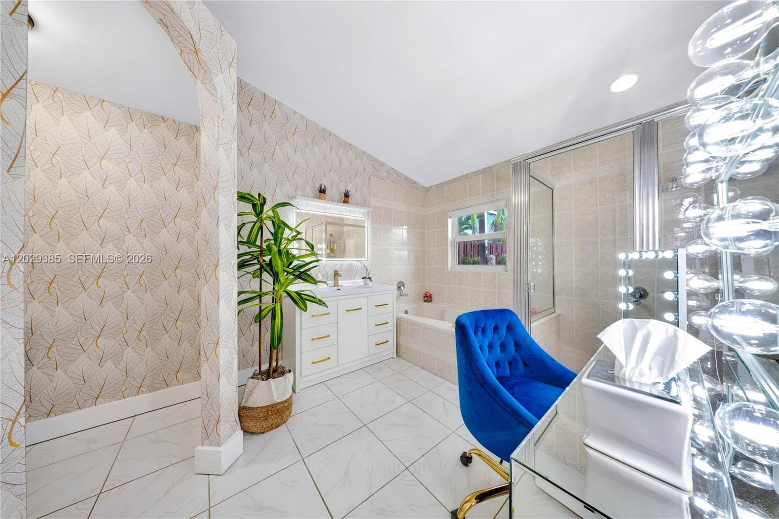 19641 NW 88th Ave, Hialeah FL 33018 — 13