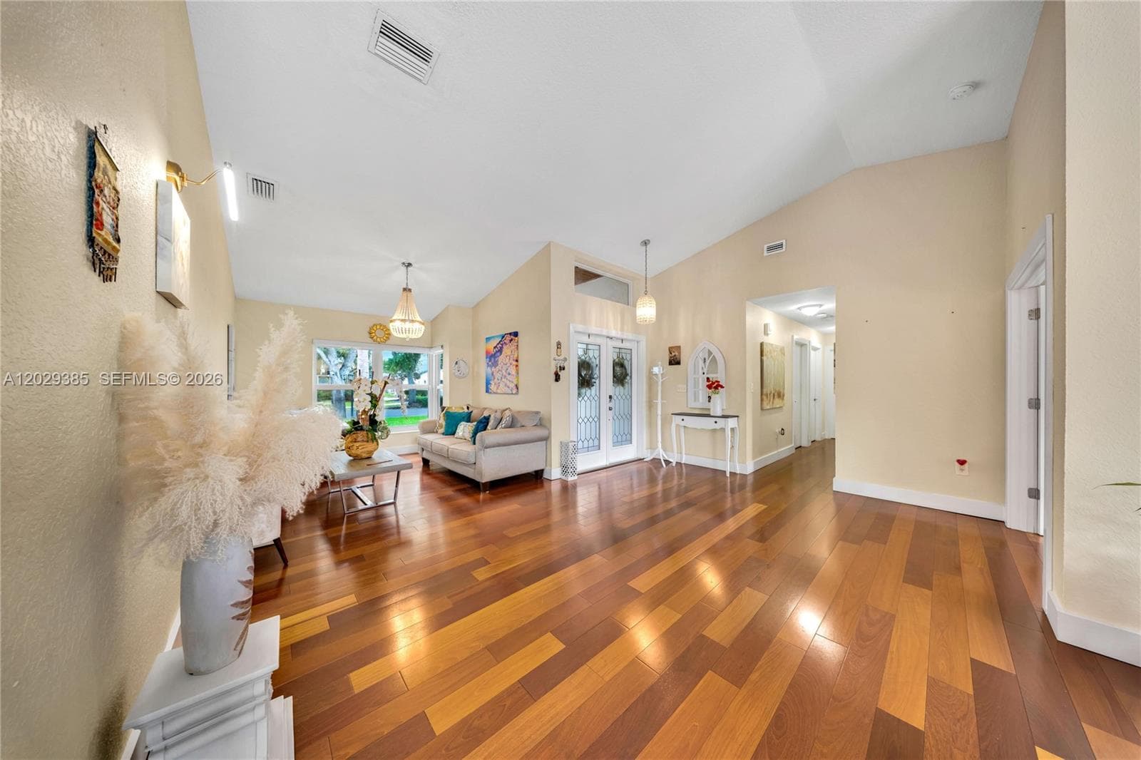 19641 NW 88th Ave, Hialeah FL 33018 — 18