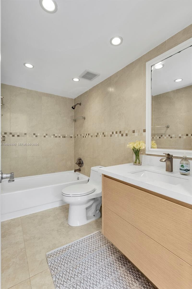 16518 NE 26th Ave # 202, North Miami Beach FL 33160 — 13