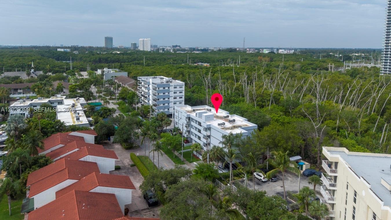 16518 NE 26th Ave # 202, North Miami Beach FL 33160 — 32