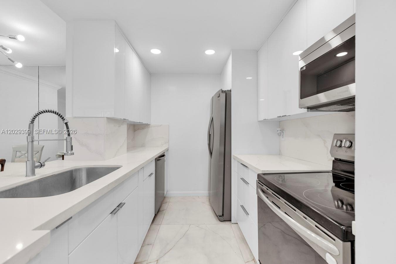 16518 NE 26th Ave # 202, North Miami Beach FL 33160 — 5