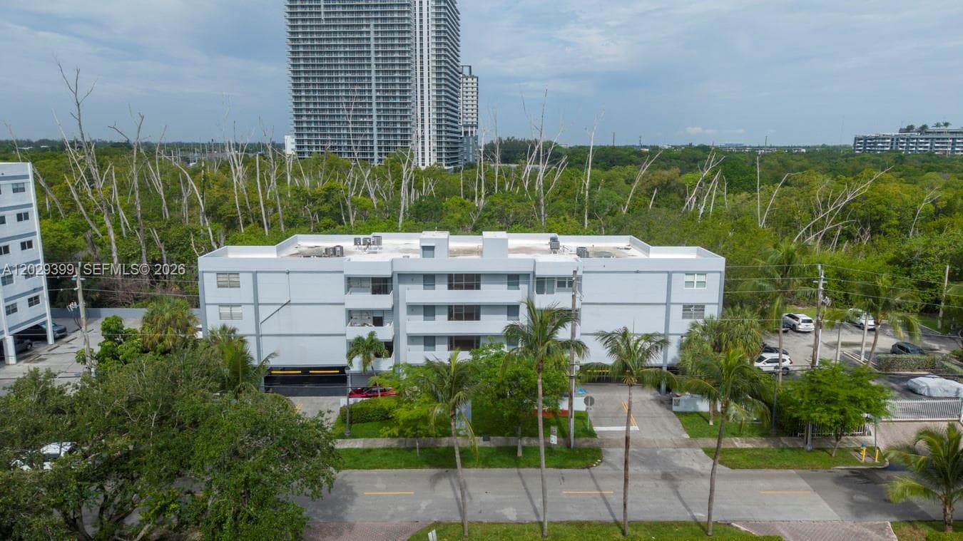 16518 NE 26th Ave # 202, North Miami Beach FL 33160 — 24