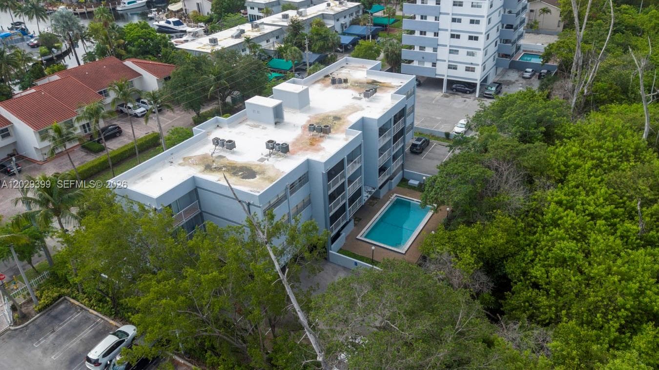 16518 NE 26th Ave # 202, North Miami Beach FL 33160 — 37