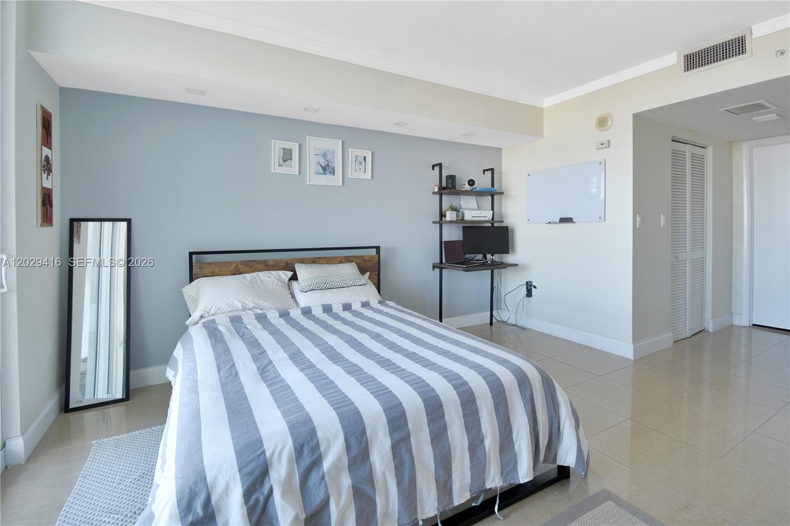 1800 N Bayshore Dr # 2308, Miami FL 33132 — 6