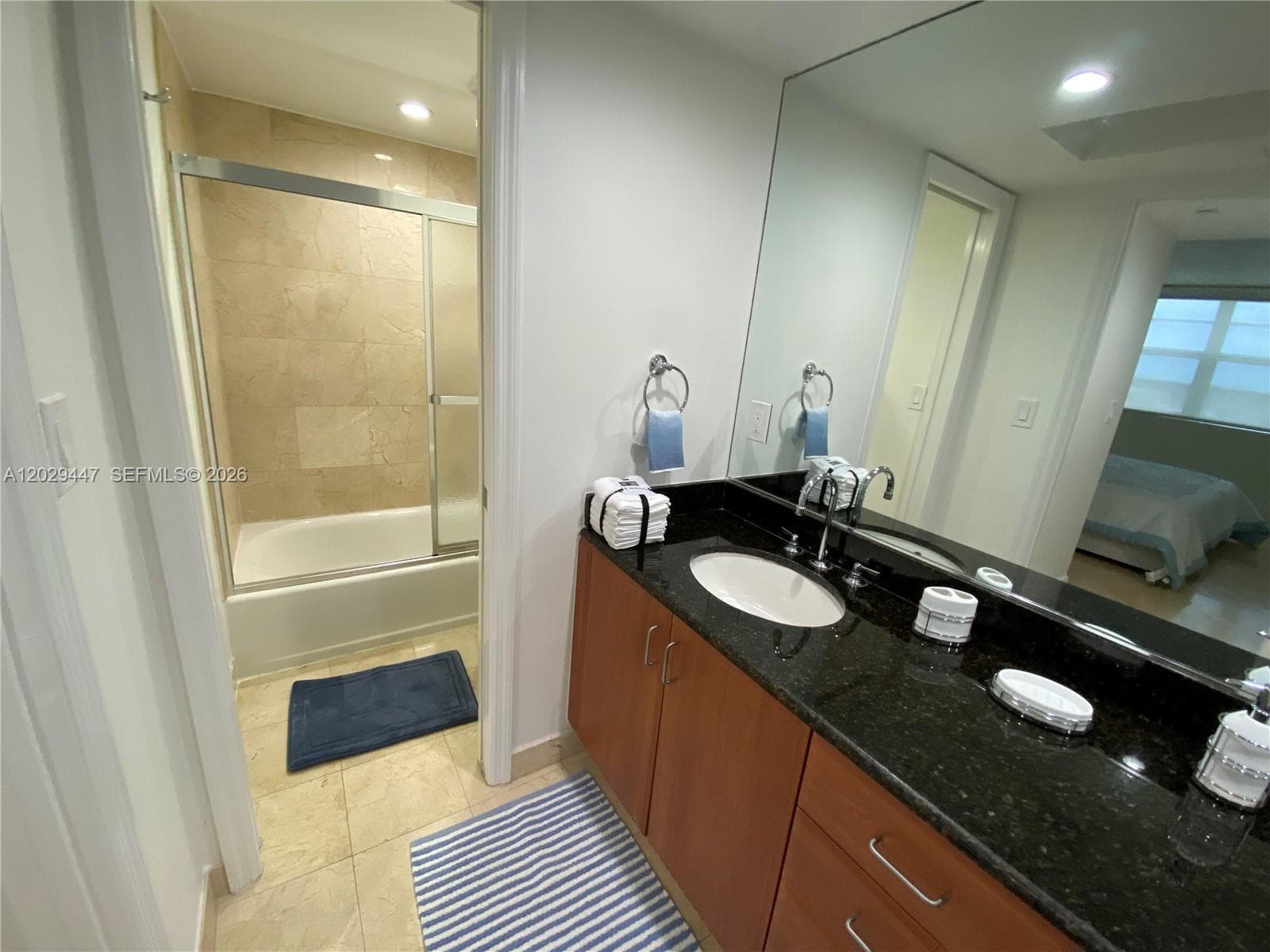 6917 Collins Ave # 1422, Miami Beach FL 33141 — 7