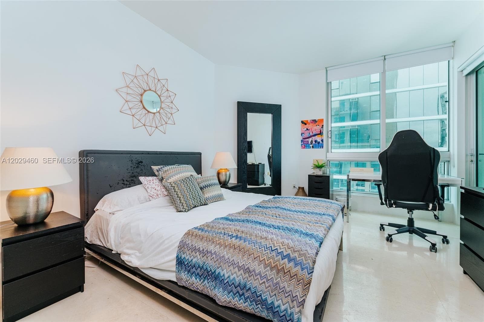 300 S Biscayne Blvd # 3702, Miami FL 33131 — 9