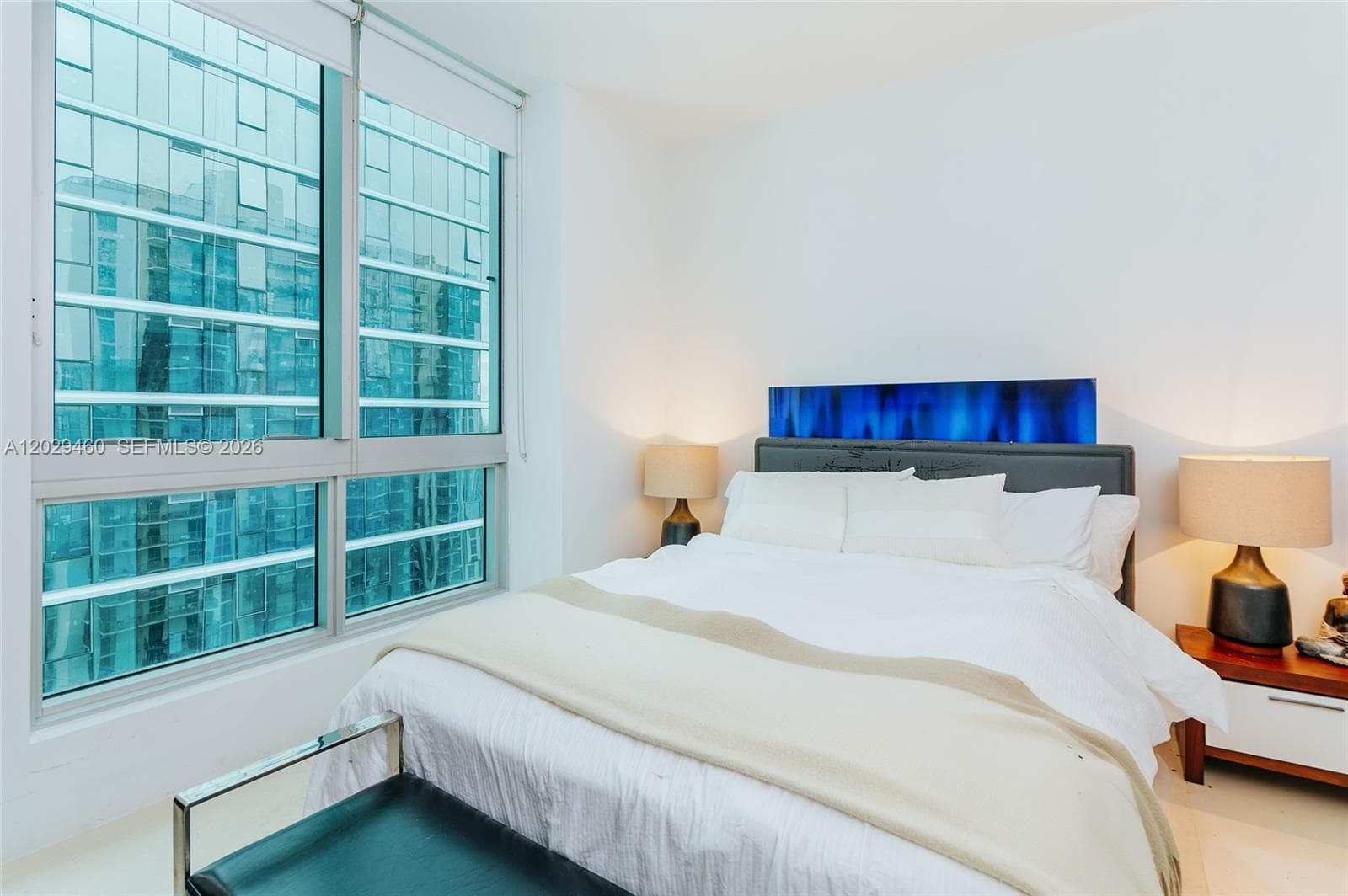 300 S Biscayne Blvd # 3702, Miami FL 33131 — 14