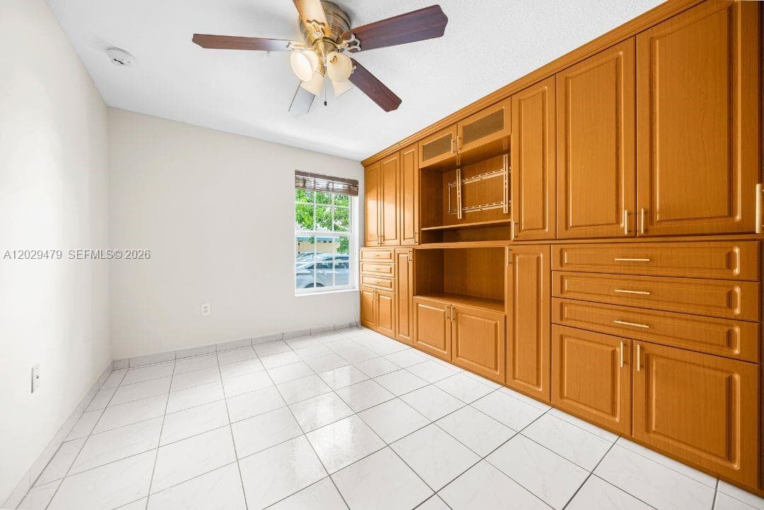 9 E 4th St # 101, Hialeah FL 33010 — 24