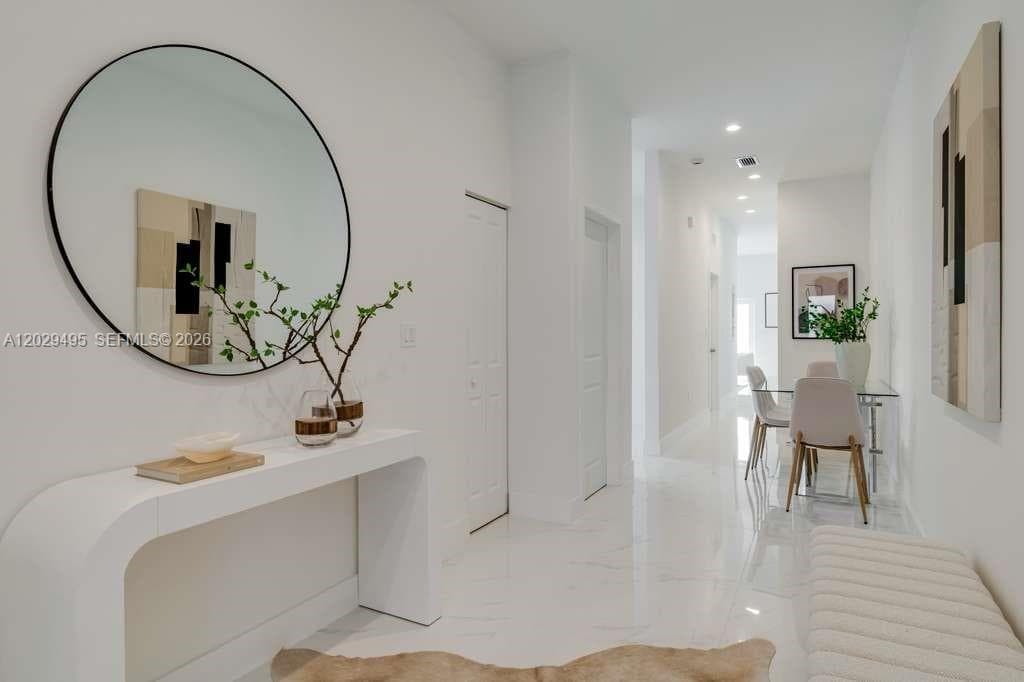 2936 NW 27th St # 2936, Miami FL 33142 — 12