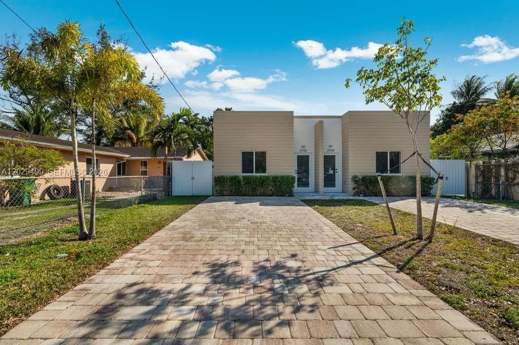 2938 NW 27th St # 2938, Miami FL 33142 — 1