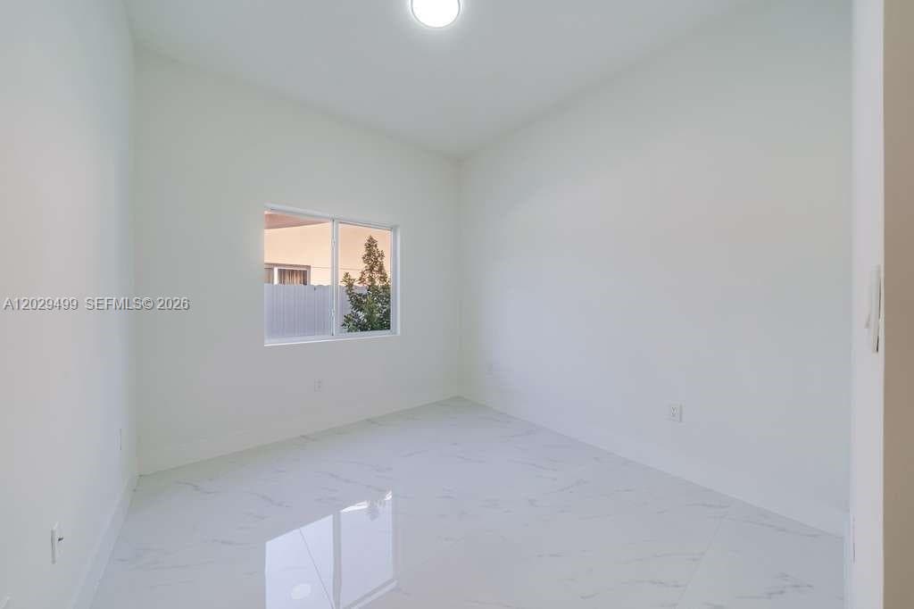 2938 NW 27th St # 2938, Miami FL 33142 — 8