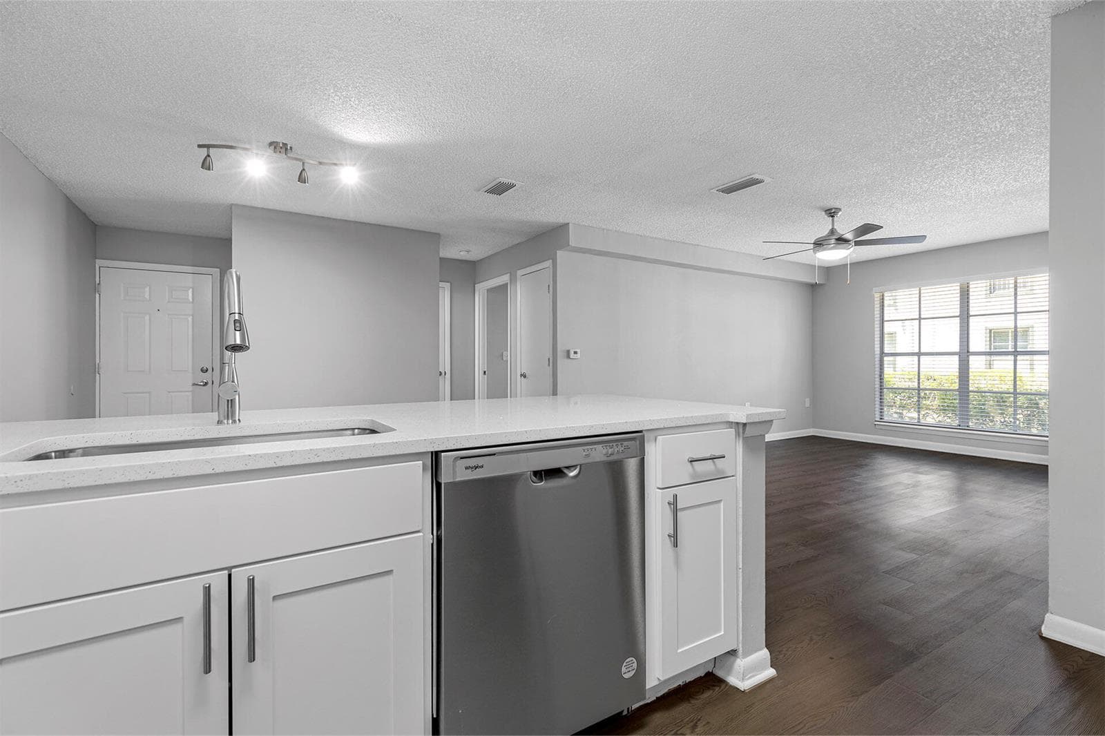 17900 NE 31st Court # 3201, Aventura FL 33160 — 13
