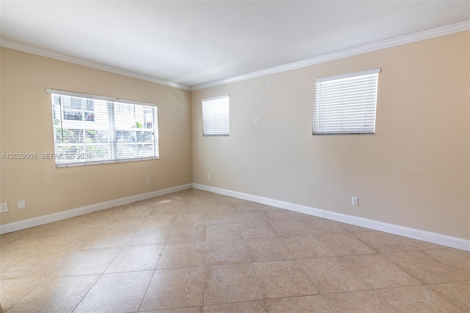 3255 NE 184th St # 12215, Aventura FL 33160 — 27