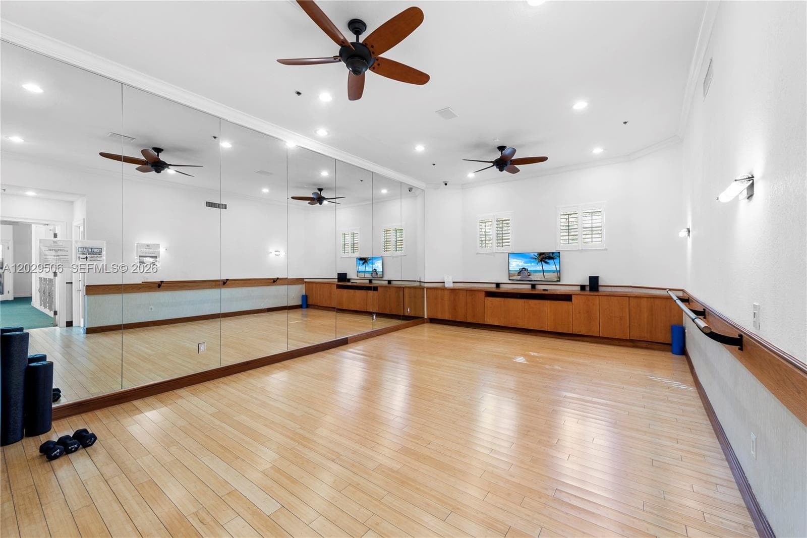 3255 NE 184th St # 12215, Aventura FL 33160 — 55