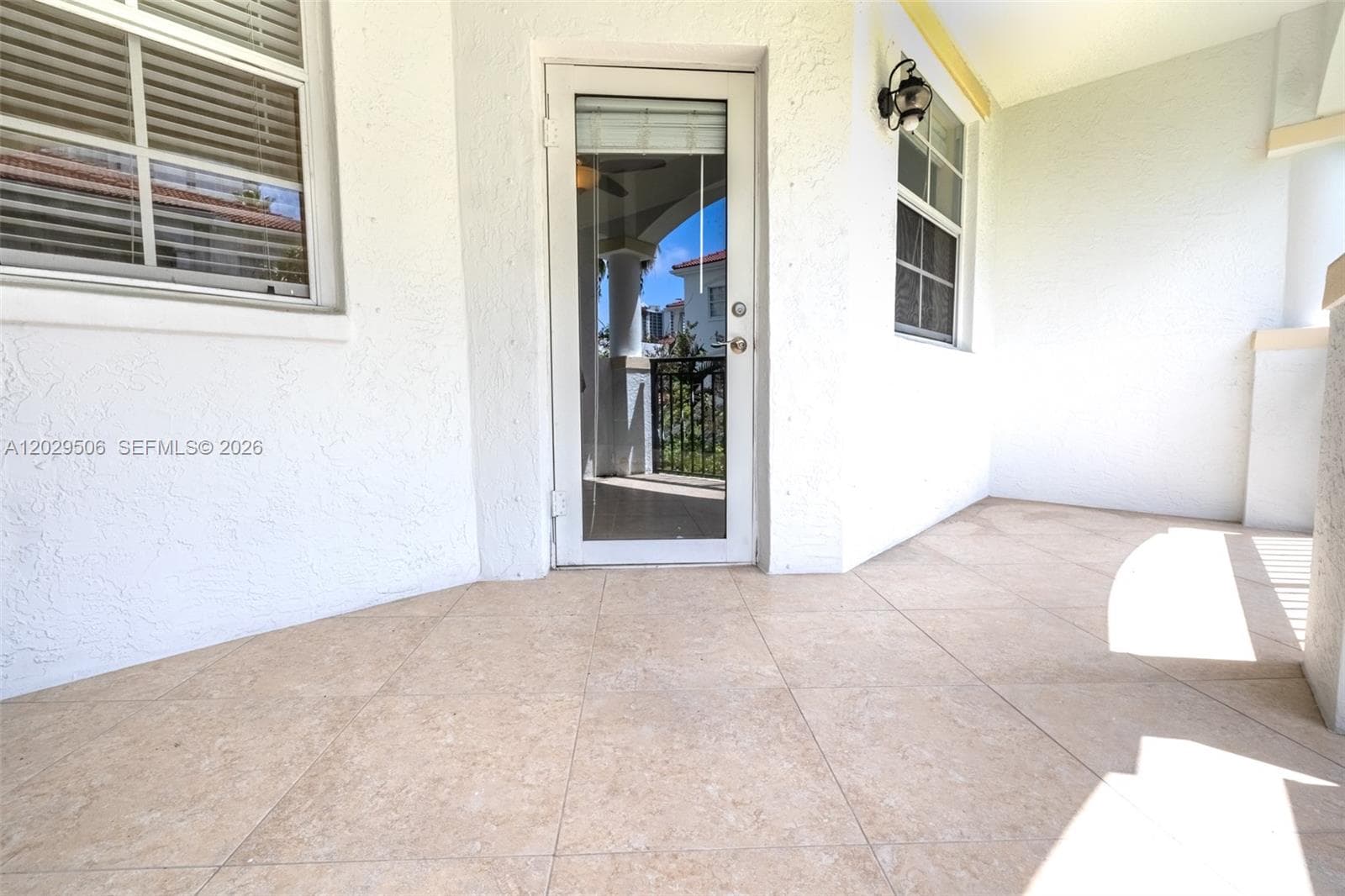 3255 NE 184th St # 12215, Aventura FL 33160 — 37