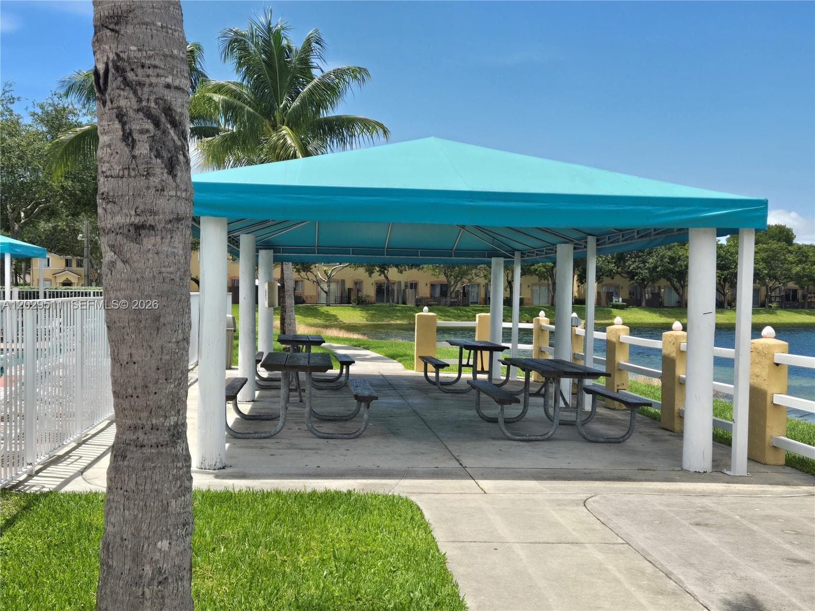 1658 SE 28th Ct # 202, Homestead FL 33035 — 12