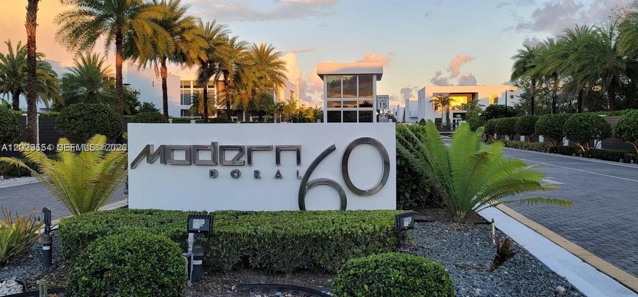 7480 NW 99th Ave, Doral FL 33178 — 20