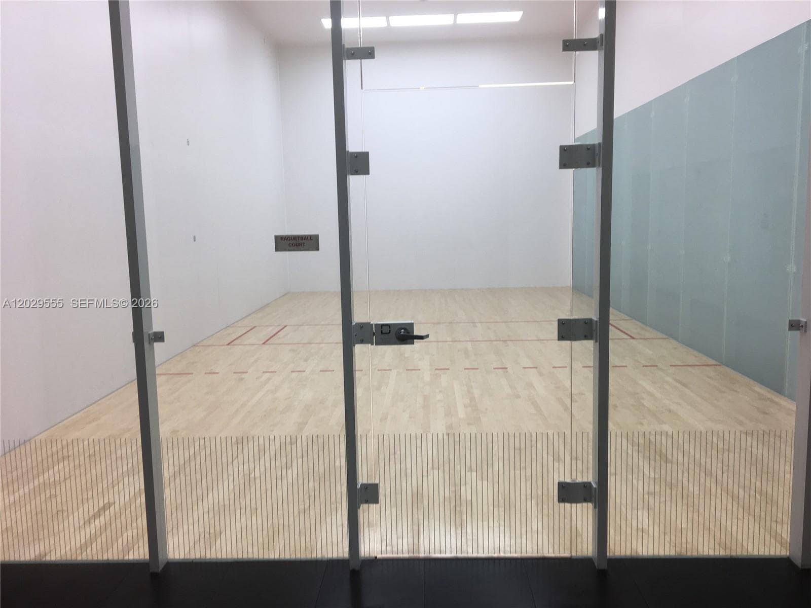 1600 NE 1st Ave # 1117, Miami FL 33132 — 32